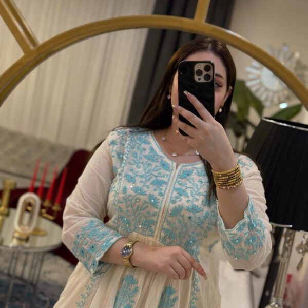 لباس هندی گلدوزی